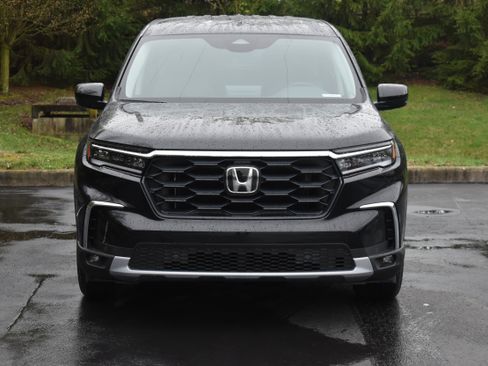 New 2025 Honda Pilot EX-L image 2