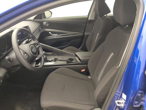 Used 2023 Hyundai Elantra SEL FWD image 17