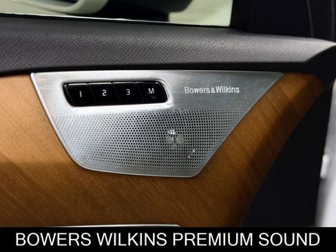 Used 2017 Volvo XC90 T6 Inscription w/ Vision Package image 14