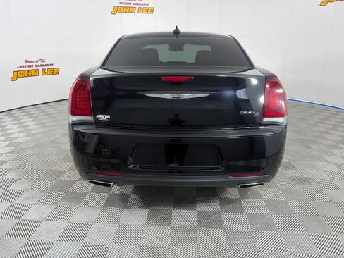 Used 2016 Chrysler 300 S w/ Light Group RWD image 4