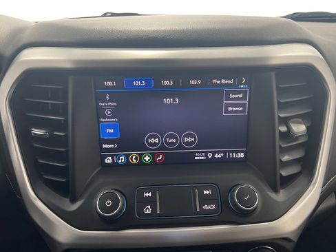 Used 2023 GMC Acadia SLE w/ LPO, Floor Liner Package image 32