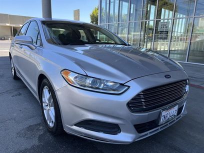Used 2016 Ford Fusion SE