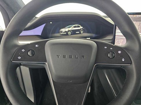 Used 2024 Tesla Model X AWD/4WD image 23