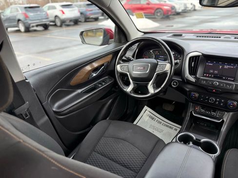 Used 2021 GMC Terrain SLE w/ Driver Convenience Package image 19