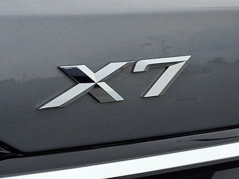 Used 2026 BMW X7 xDrive40i AWD/4WD image 37
