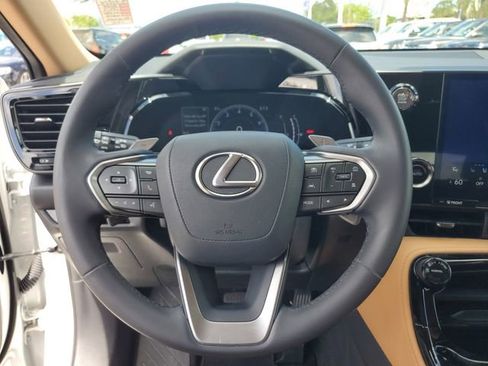 Used 2024 Lexus NX 250 FWD image 23