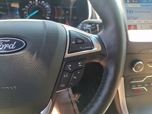 Used 2019 Ford Edge SEL w/ Equipment Group 201A AWD/4WD image 21