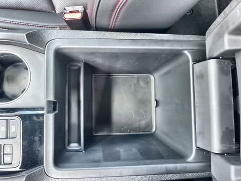 Used 2026 Honda Pilot Black Edition image 27