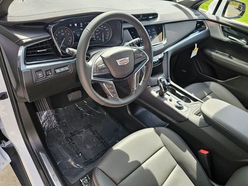 New 2026 Cadillac XT5 Premium Luxury AWD/4WD image 19