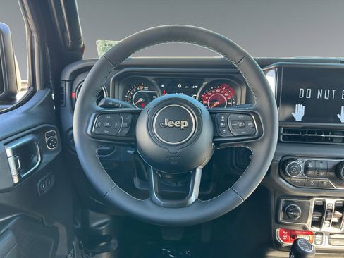 New 2026 Jeep Gladiator Rubicon AWD/4WD image 12