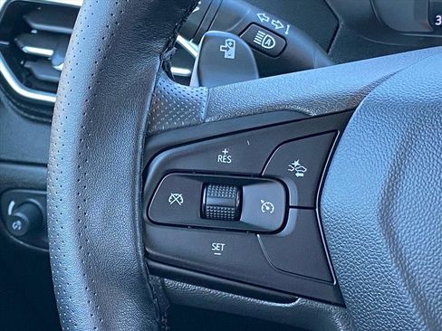 Used 2023 Chevrolet Bolt LT image 7