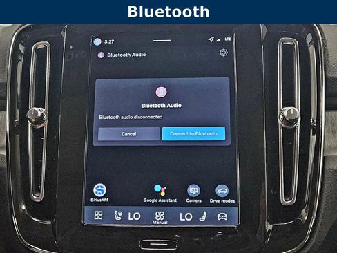 New 2026 Volvo XC40 B4 Plus w/ Climate Package image 23