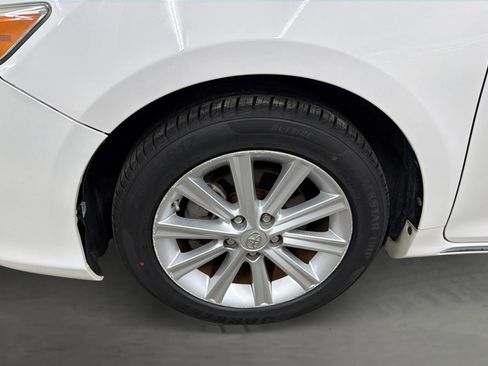 Used 2013 Toyota Camry XLE FWD image 48