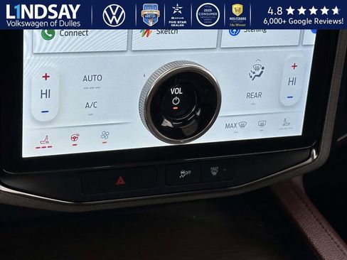 Used 2022 Ford Expedition Limited image 19