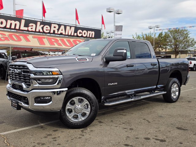 Certified 2026 RAM 2500 Big Horn AWD/4WD image 3