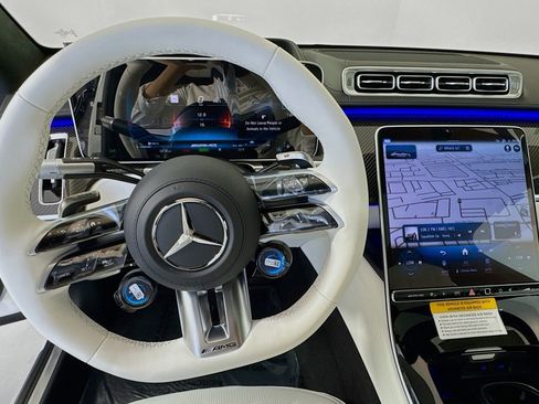 New 2025 Mercedes-Benz S 63 AMG S image 11