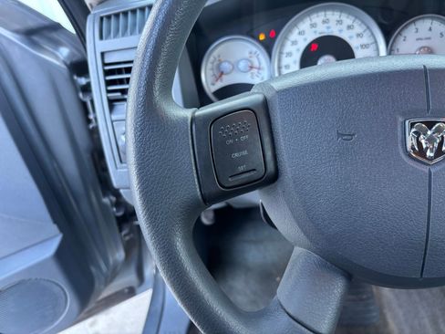 Used 2006 Dodge Dakota SLT image 16