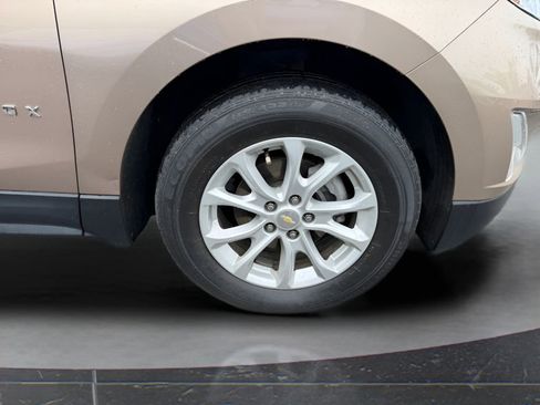 Used 2019 Chevrolet Equinox LS AWD/4WD image 10