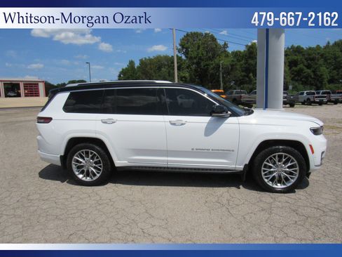 Used 2022 Jeep Grand Cherokee L Summit w/ MOPAR Finishing Package AWD/4WD image 18