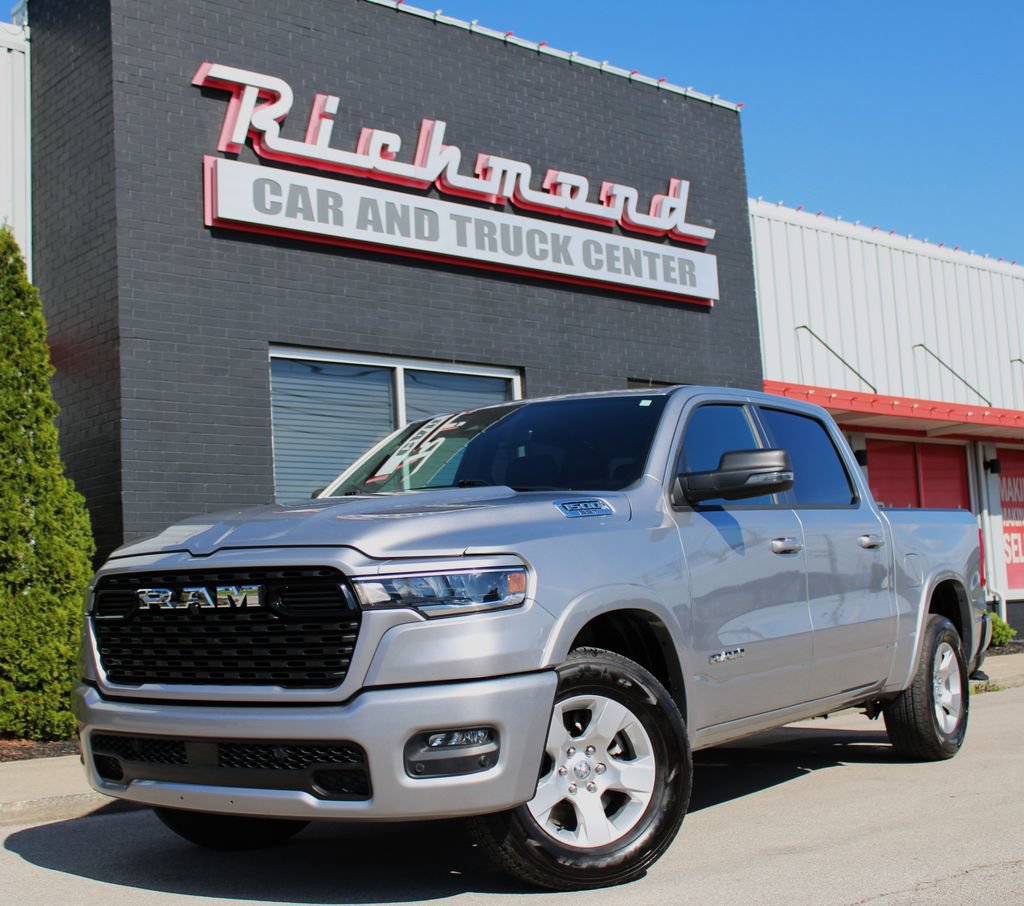 Used 2025 RAM 1500 Big Horn AWD/4WD image 7