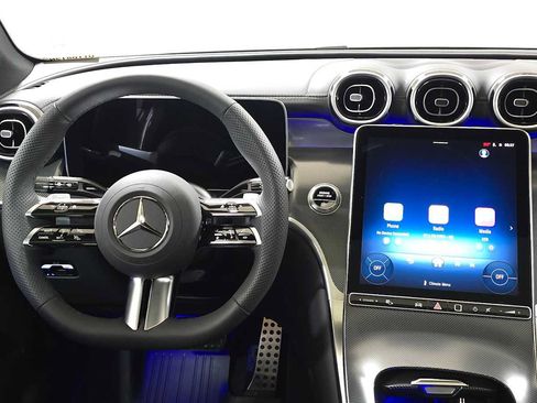 Used 2026 Mercedes-Benz GLC 300 4MATIC image 22
