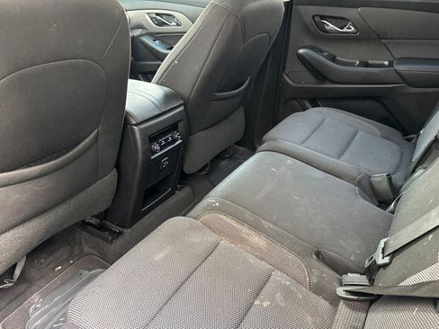 Used 2020 Chevrolet Traverse LS image 26