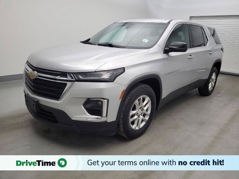 Used 2022 Chevrolet Traverse LS FWD image 1