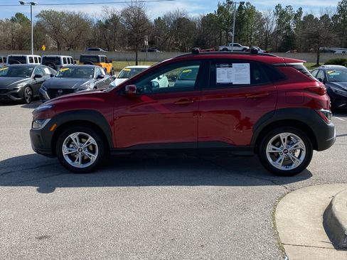 Used 2023 Hyundai Kona SEL image 4