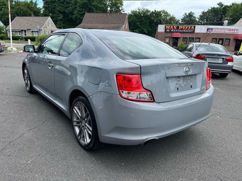 Used 2011 Scion tC FWD image 3
