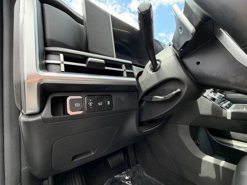 Used 2025 Hyundai Santa Fe SEL AWD/4WD image 21
