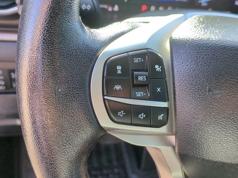 Used 2023 Ford Explorer Limited RWD image 16