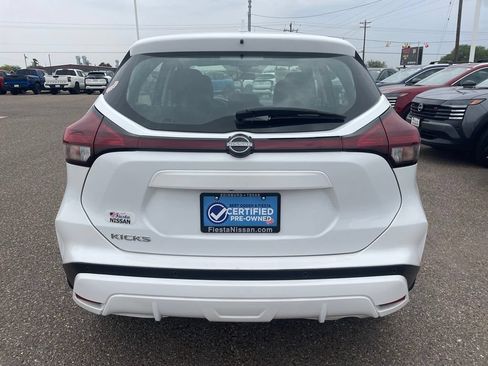 Certified 2025 Nissan Kicks Play S FWD image 6