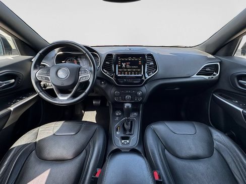 Used 2019 Jeep Cherokee High Altitude AWD/4WD image 15