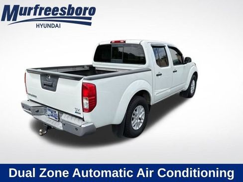 Used 2017 Nissan Frontier SV w/ SV Value Truck Package RWD image 6
