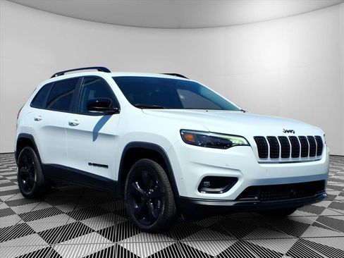 Used 2023 Jeep Cherokee Altitude Lux w/ Lux Elite Package AWD/4WD image 1