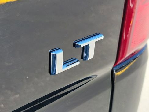 Used 2024 Chevrolet Silverado 1500 LT image 7