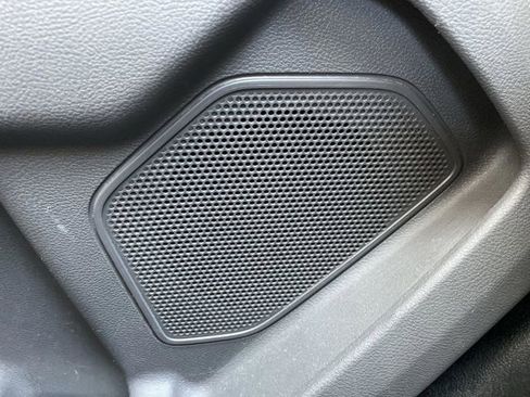 Used 2023 Ford Transit 250 Medium Roof AWD image 22