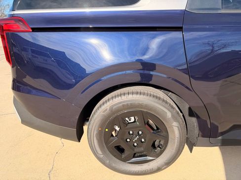 New 2026 Kia Carnival image 10