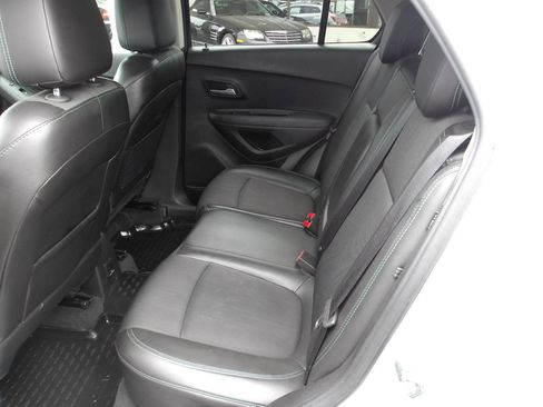 Used 2015 Chevrolet Trax LT w/ LT Plus Package AWD/4WD image 10