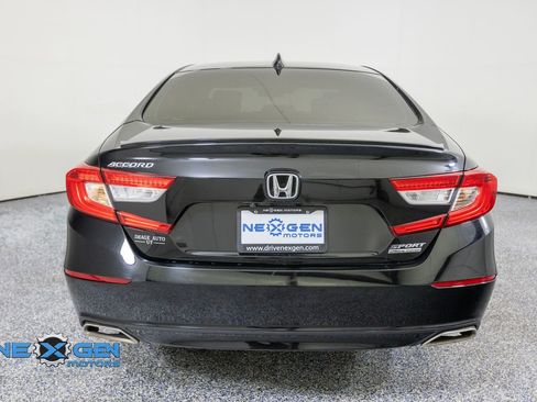 Used 2021 Honda Accord Sport Special Edition image 6