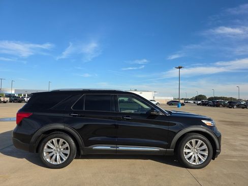 Used 2020 Ford Explorer Limited image 7