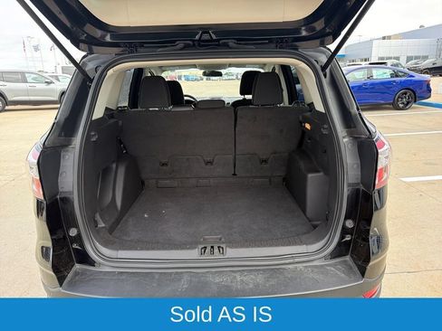 Used 2017 Ford Escape SE w/ Equipment Group 201A FWD image 21