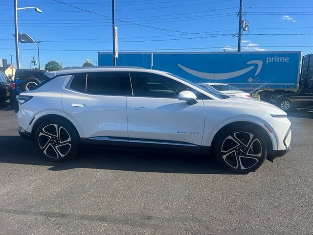 Certified 2024 Chevrolet Equinox EV LT FWD image 2