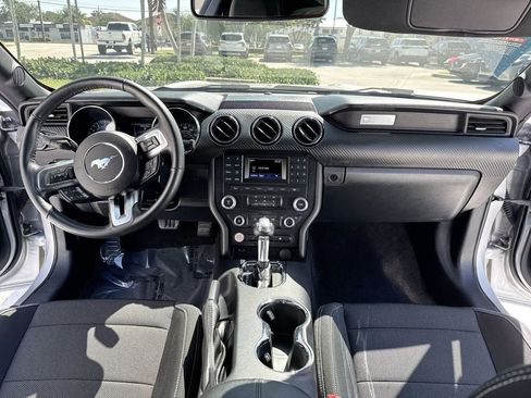 Used 2016 Ford Mustang Coupe RWD image 36