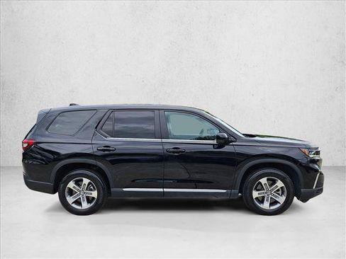 Used 2024 Honda Pilot EX-L image 4