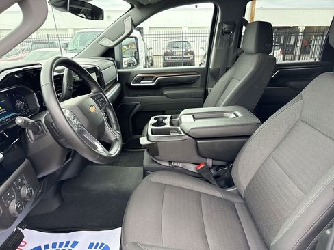Used 2025 Chevrolet Silverado 2500 LT w/ Convenience Package AWD/4WD image 22