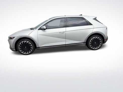 Used 2024 Hyundai Ioniq 5 Limited AWD/4WD image 2