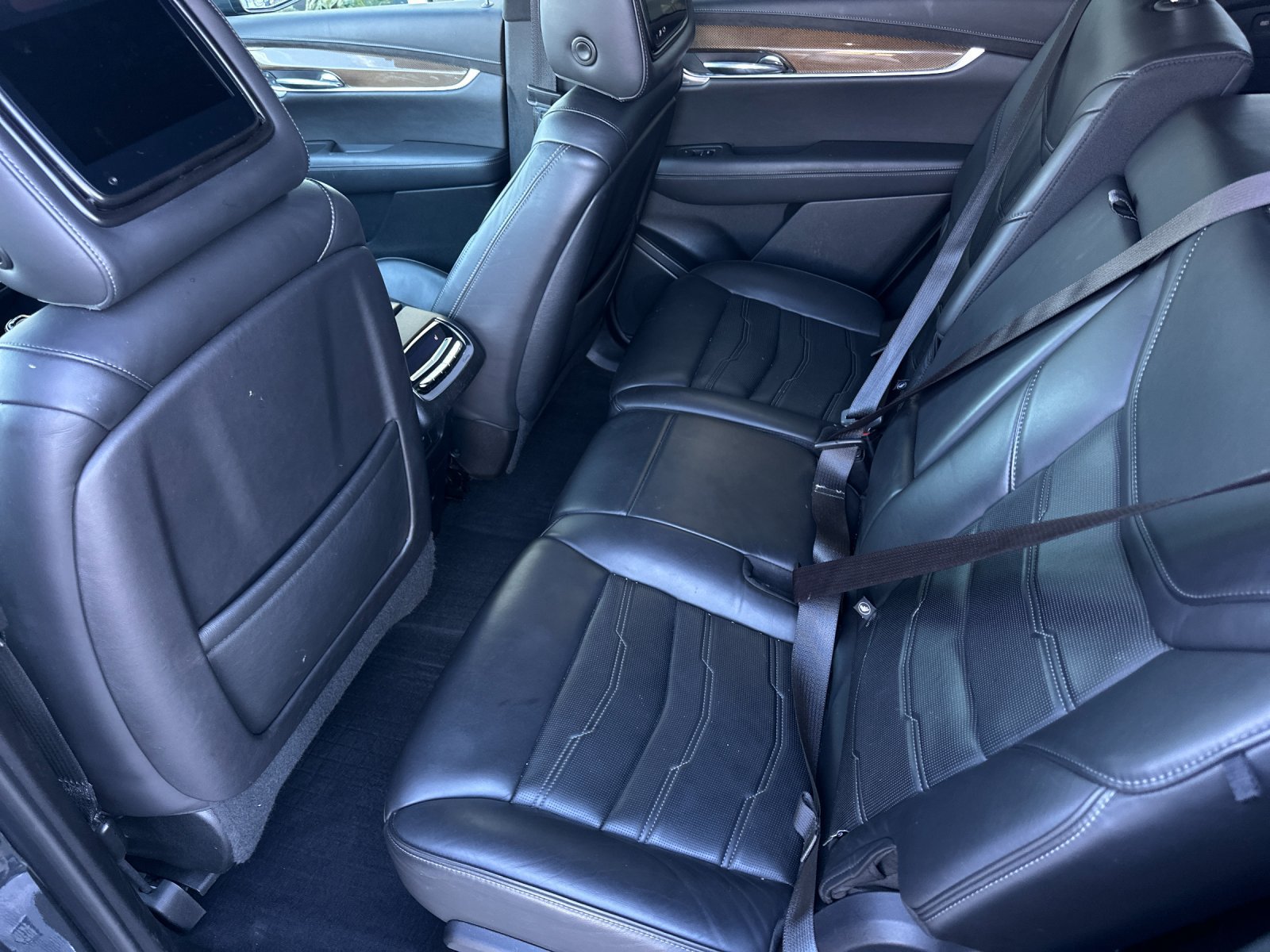 Used 2021 Cadillac XT6 Sport w/ Platinum Package AWD/4WD image 12