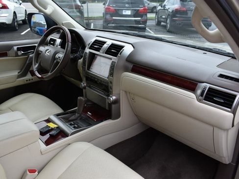 Used 2013 Lexus GX 460 w/ Comfort Plus Pkg AWD/4WD image 13