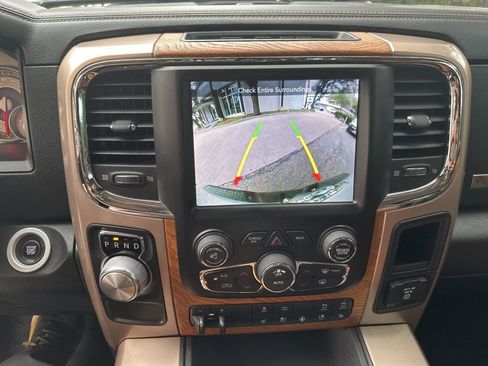 Used 2017 RAM 1500 Laramie Longhorn image 19